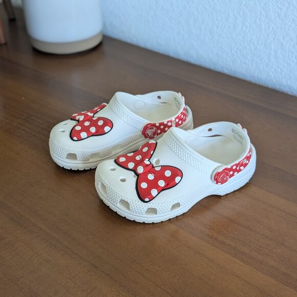 Crocs Disney Minnie Mouse Youth Girl’s Slip-On Clogs — Size 9 - Picture 3 of 7